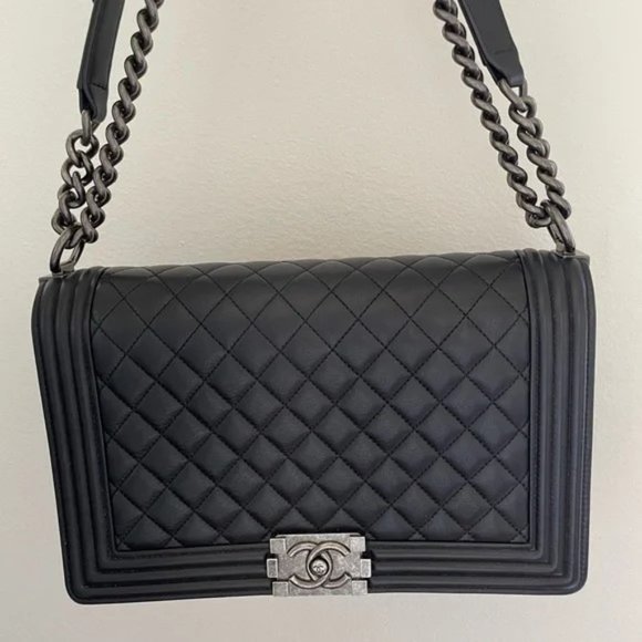 SOLD 😭 Chanel Coco Handle So black Classic Mini Flap Bag  Vintage chanel  handbags, Chanel coco handle, Chanel flap bag